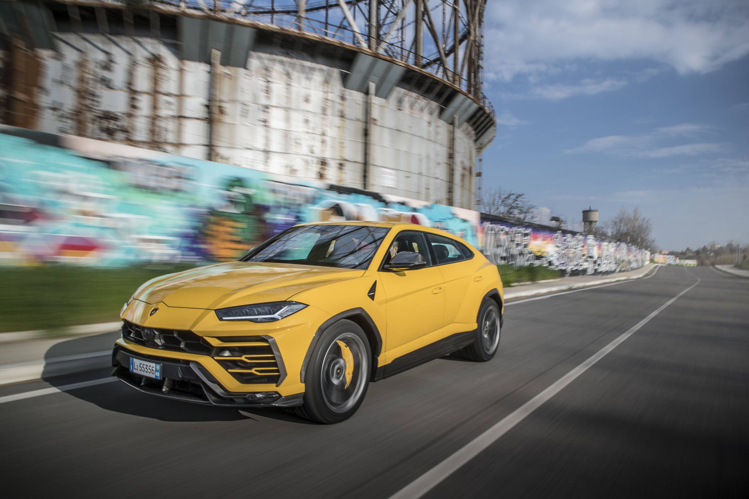 2019 Lamborghini Urus first drive: Loaded for bear